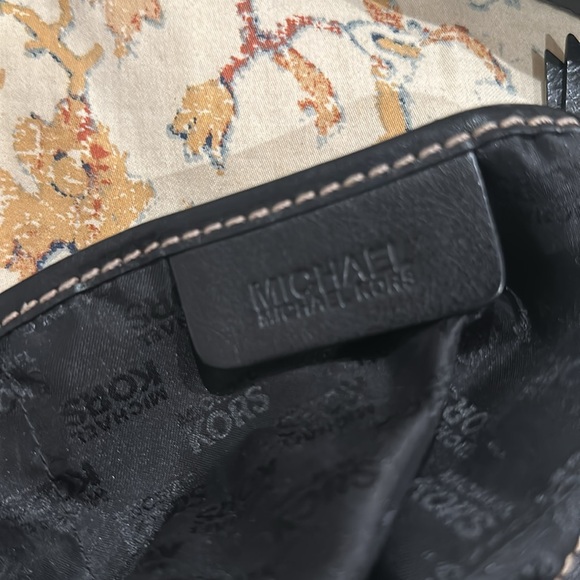 Vintage leather Michael Kors handbag - Picture 3 of 3